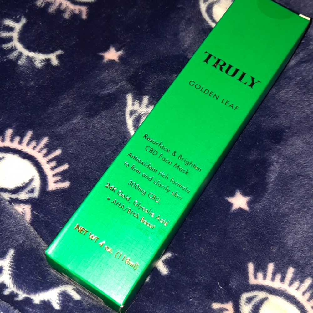 COPY - ✨️Golden Leaf✨️ Resurface & Brighten Face Mask